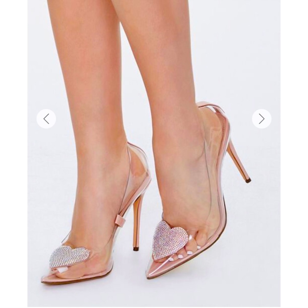 Brand-New Heart heels from Forever 21! Size 5.